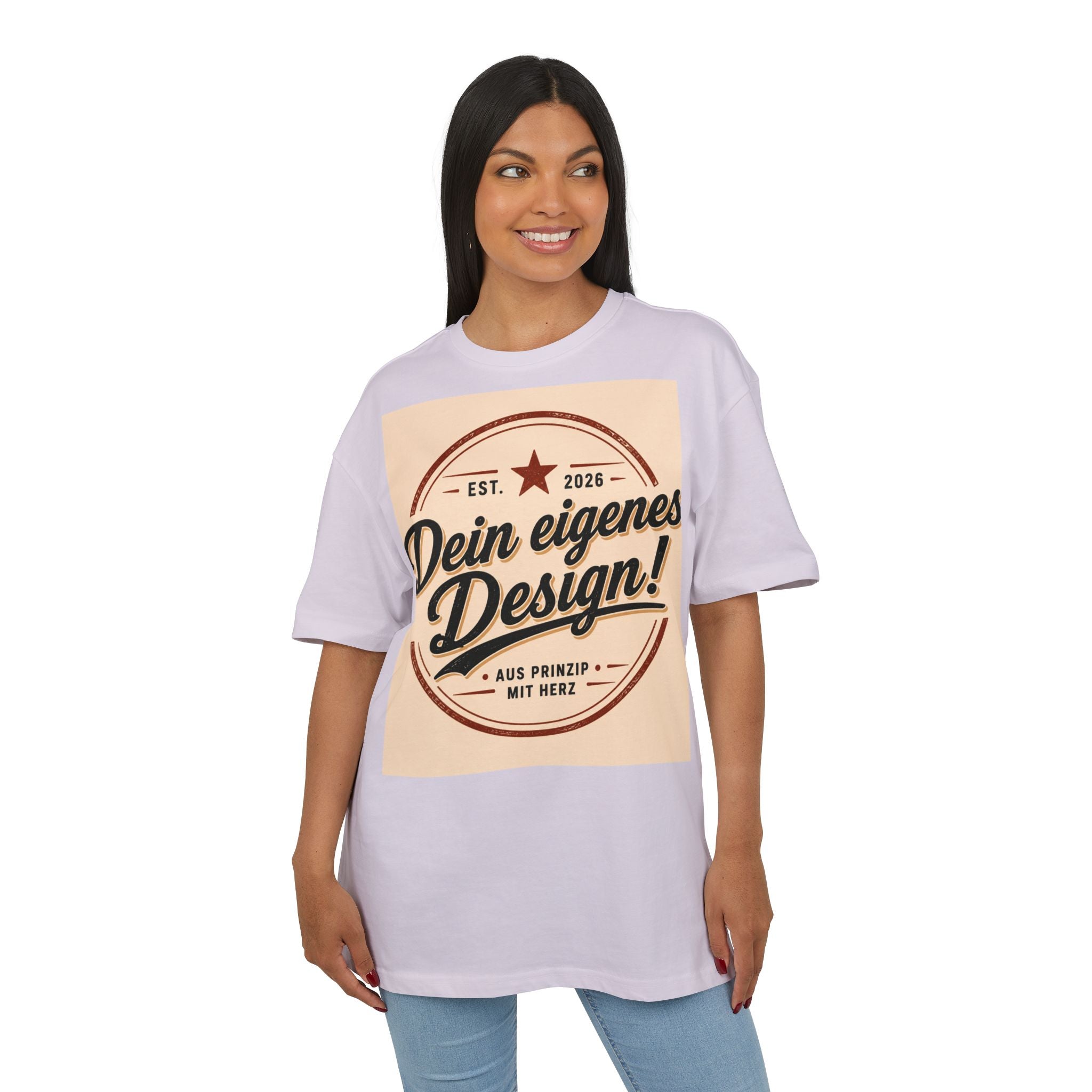 Oversize Tee — "Dein eigenes Design!" Retro Badge Graphic