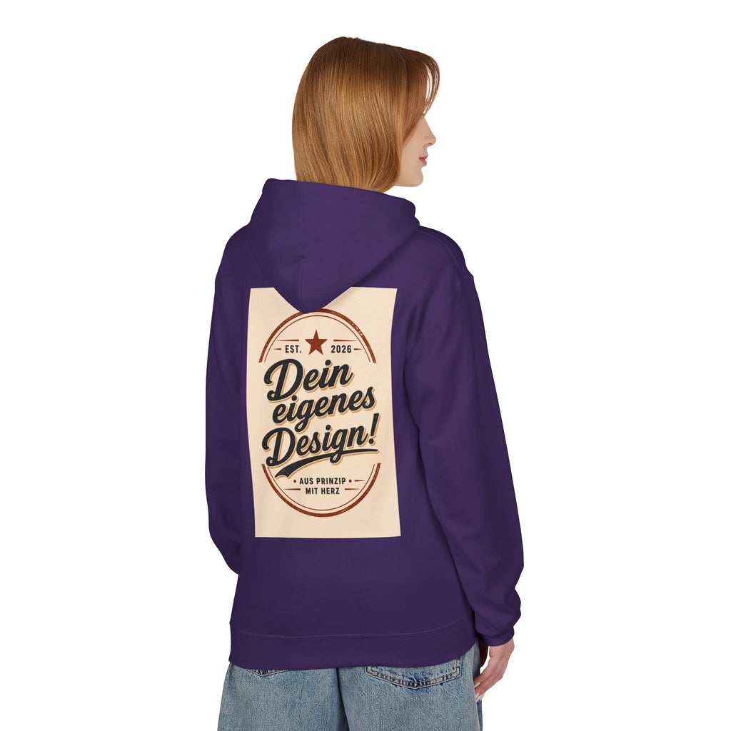 Hoodie — Custom Vintage Badge Design (Dein eigenes Design!)