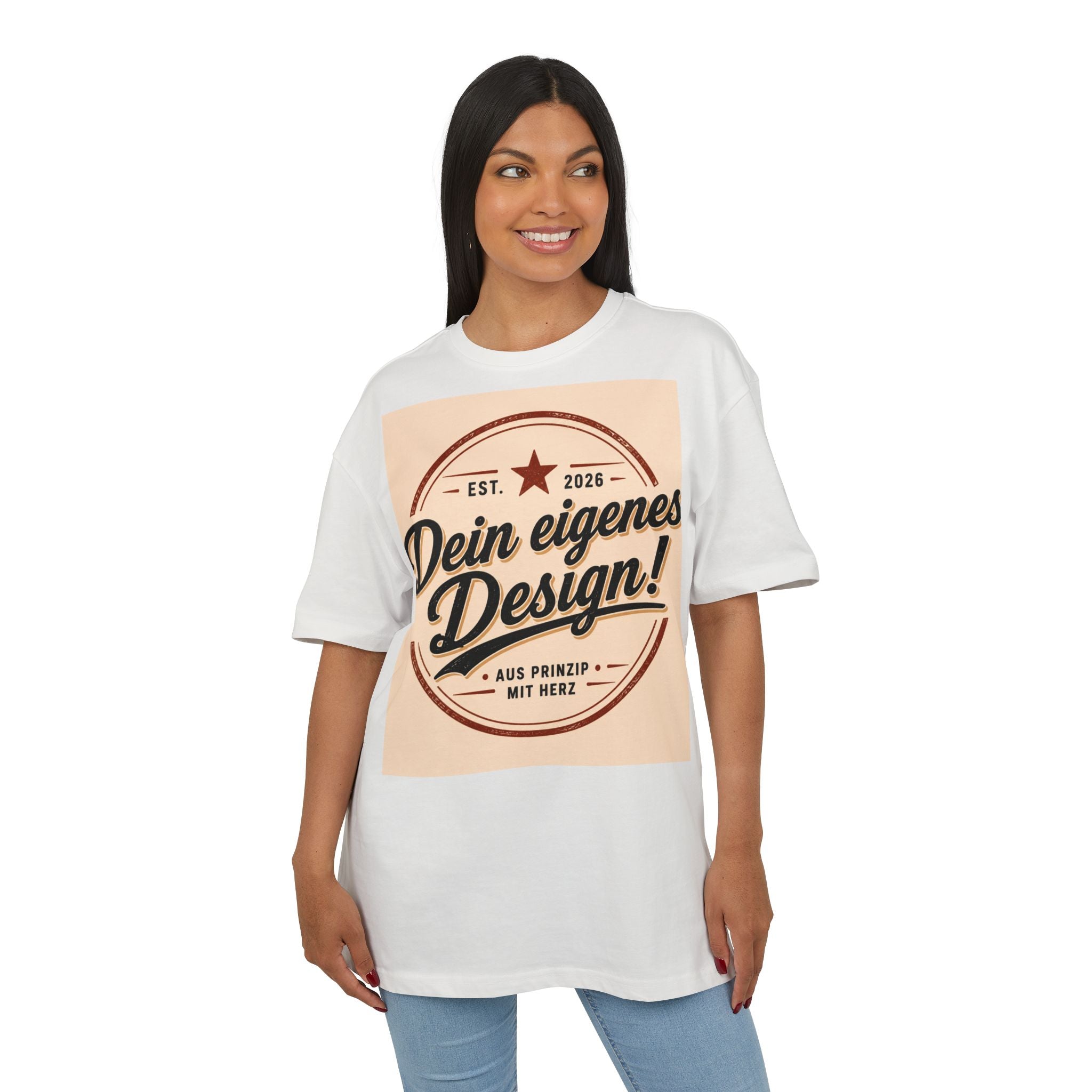 Oversize Tee — "Dein eigenes Design!" Retro Badge Graphic