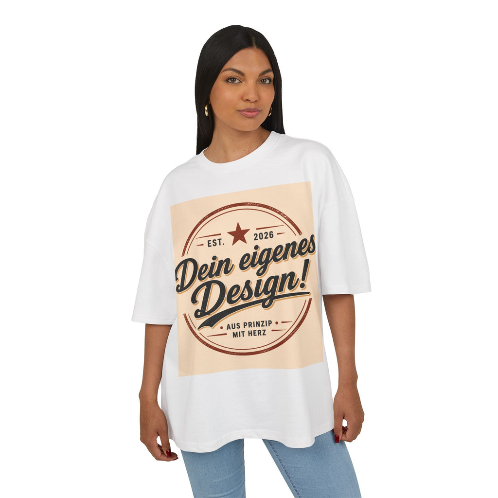 Vintage Badge T-Shirt — "Dein eigenes Design!" Retro Logo Tee