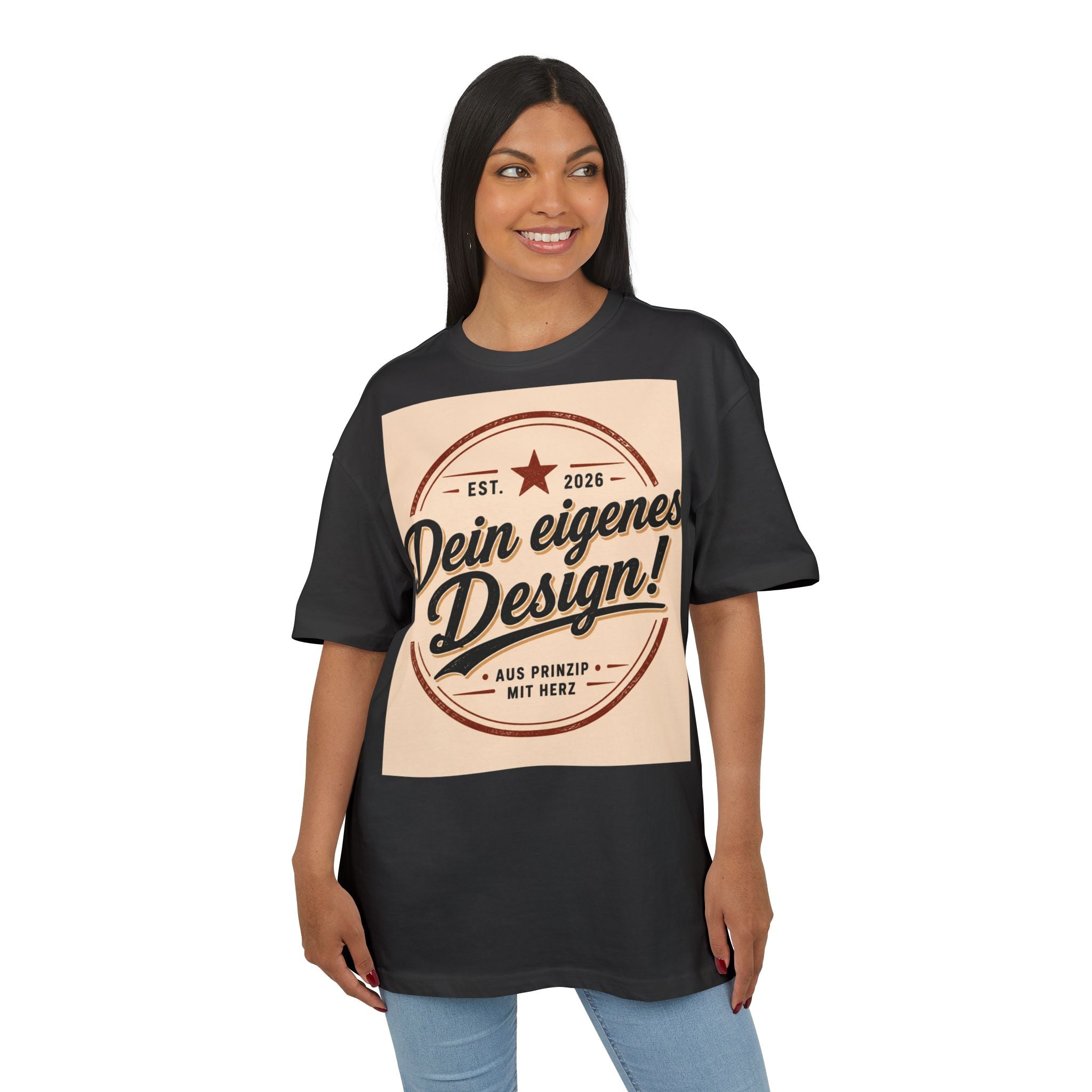 Oversize Tee — "Dein eigenes Design!" Retro Badge Graphic