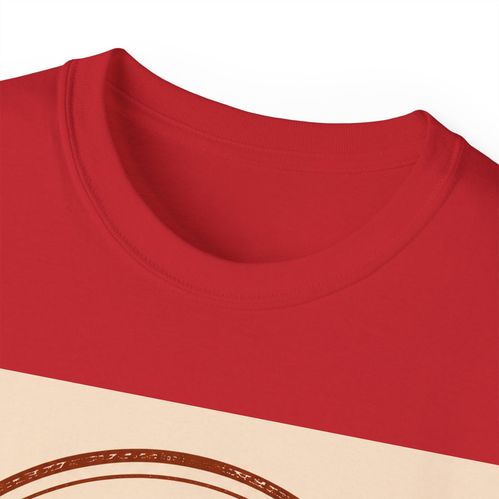 Vintage Badge T‑Shirt — "Dein eigenes Design!" Graphic Tee