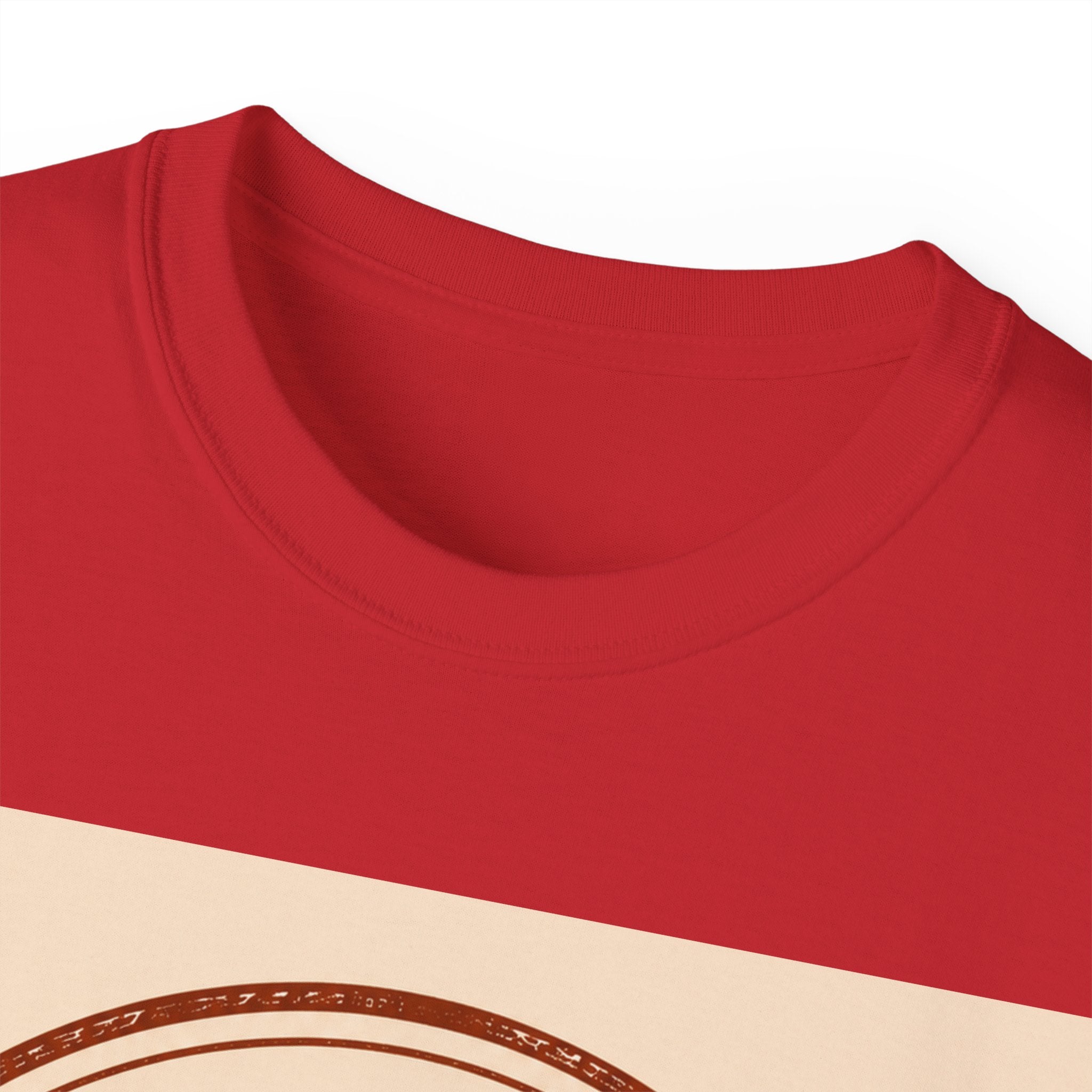 Vintage Badge T‑Shirt — "Dein eigenes Design!" Graphic Tee