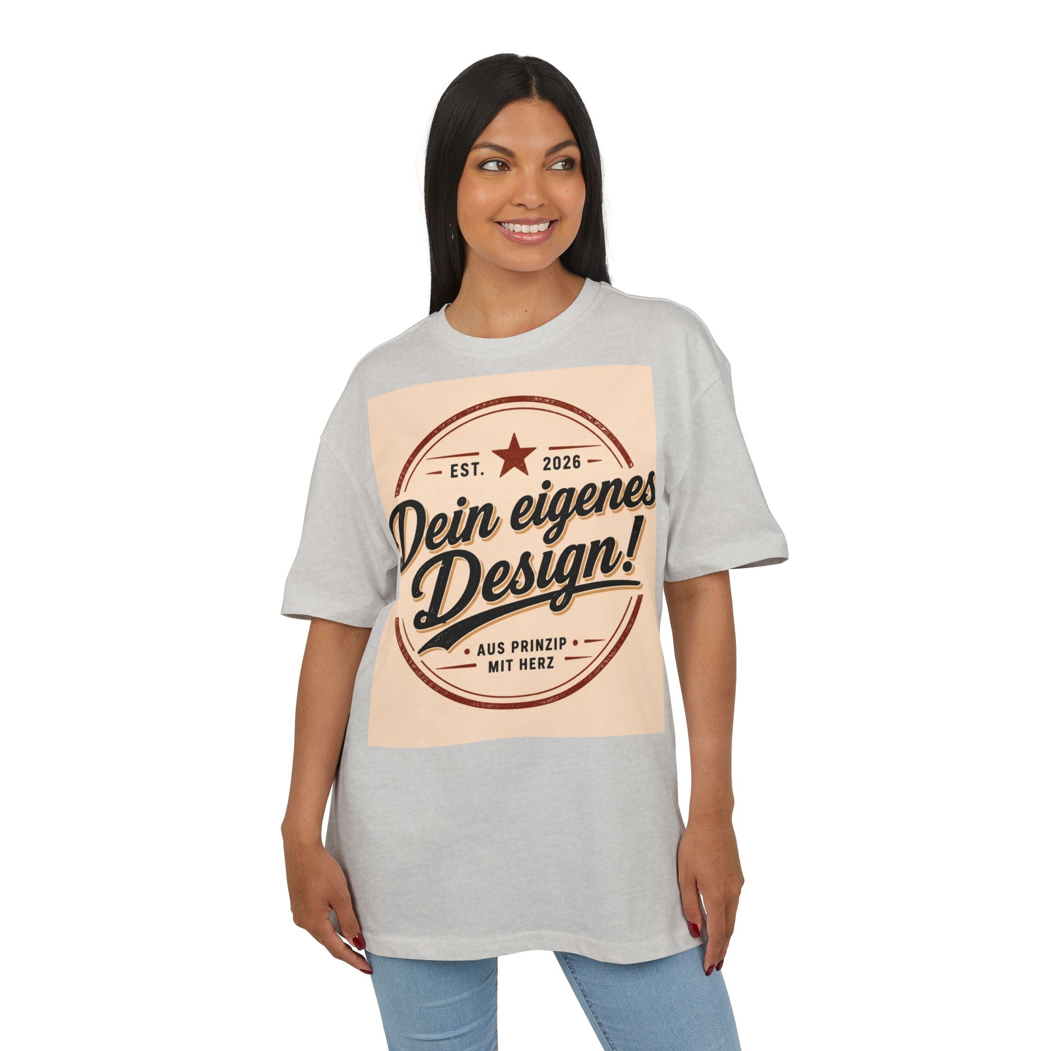Oversize Tee — "Dein eigenes Design!" Retro Badge Graphic